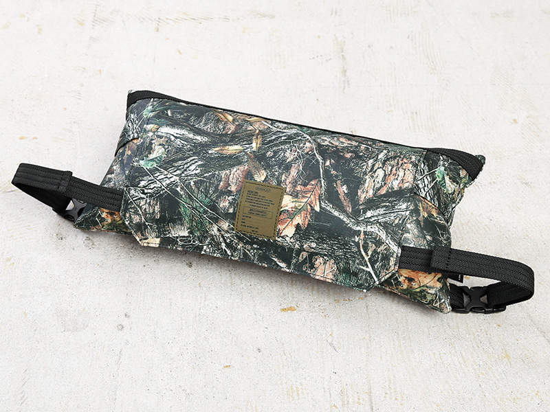 AS2OV アッソブ 382103CAMO MULTI CUSION アウトドアクッション