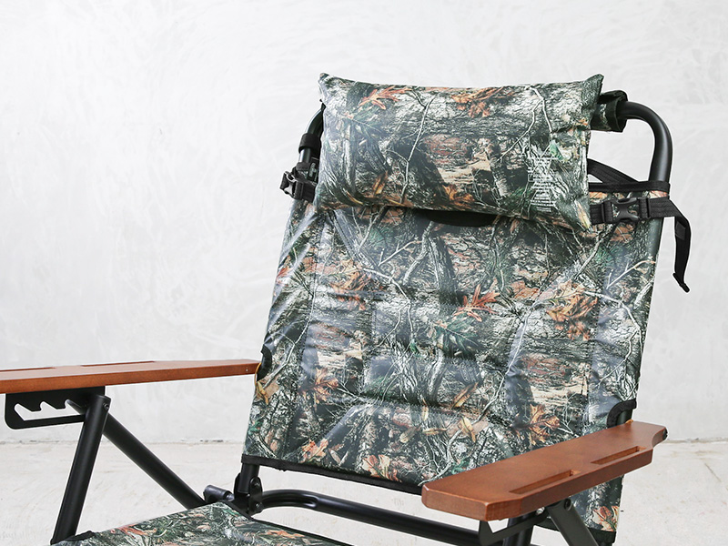 アッソブ　マルチクッション　AS2OV カモ　リアルツリー AS2OV アッソブ 382103CAMO MULTI CUSION アウトドアクッション