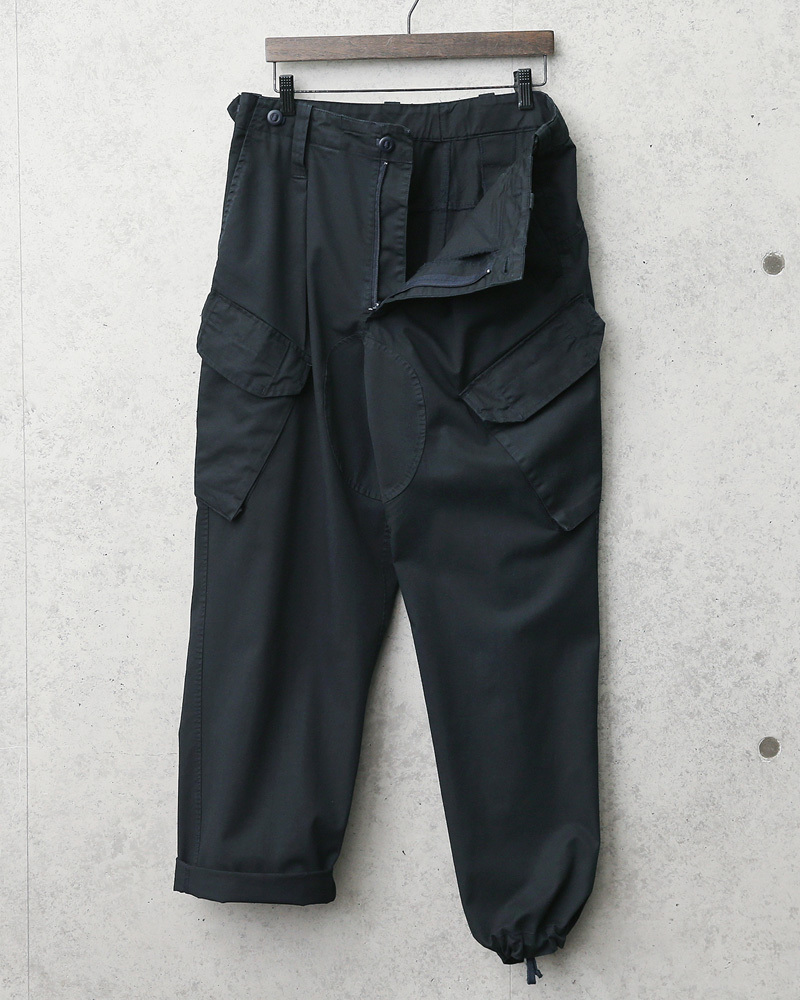 MILITARY 実物 USED イギリス軍 ROYAL NAVY COMBAT カーゴパンツ