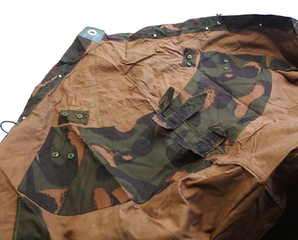 MILITARY（ミリタリー） 実物 新品 ハンガリー軍 テントシェル 迷彩