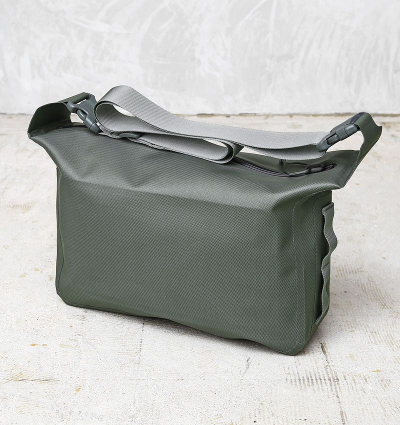 MYSTERY RANCH ミステリーランチ HIGH WATER SHOULDER BAG（ハイ