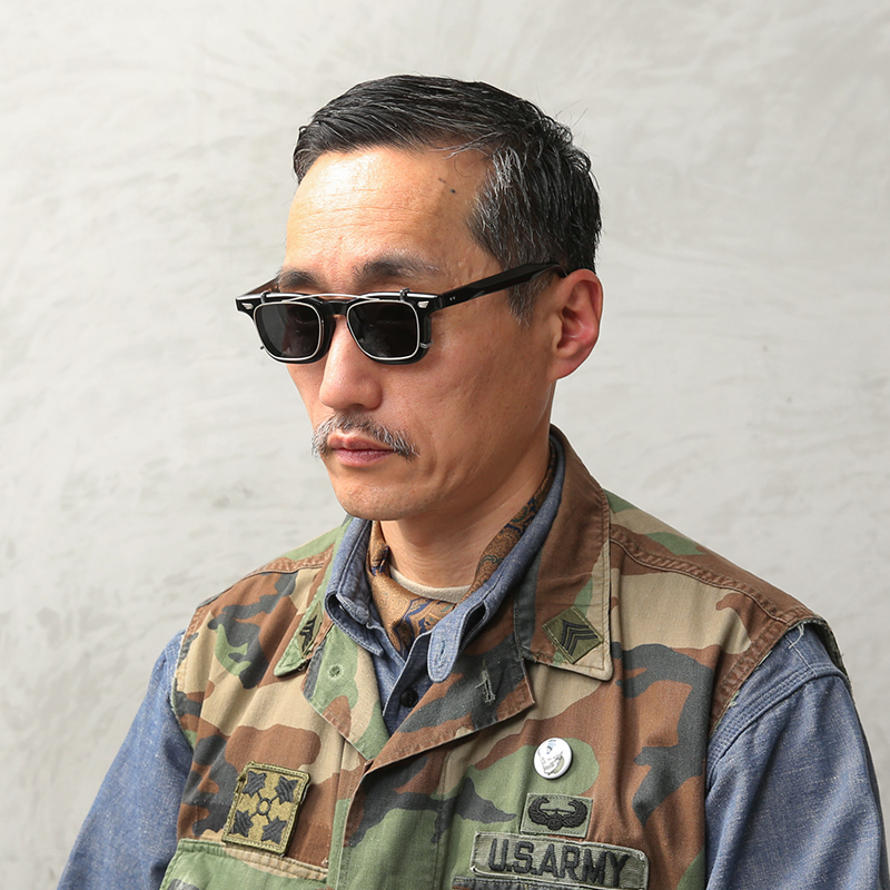 在庫ラスト XLOV ウムティ 直筆サインポラロイド 眼鏡着用 ld_fb_11.jpg