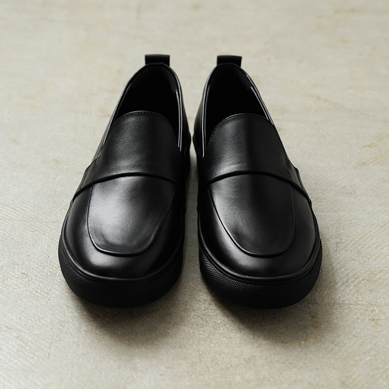 sLow shoes レザーストラップシューズ