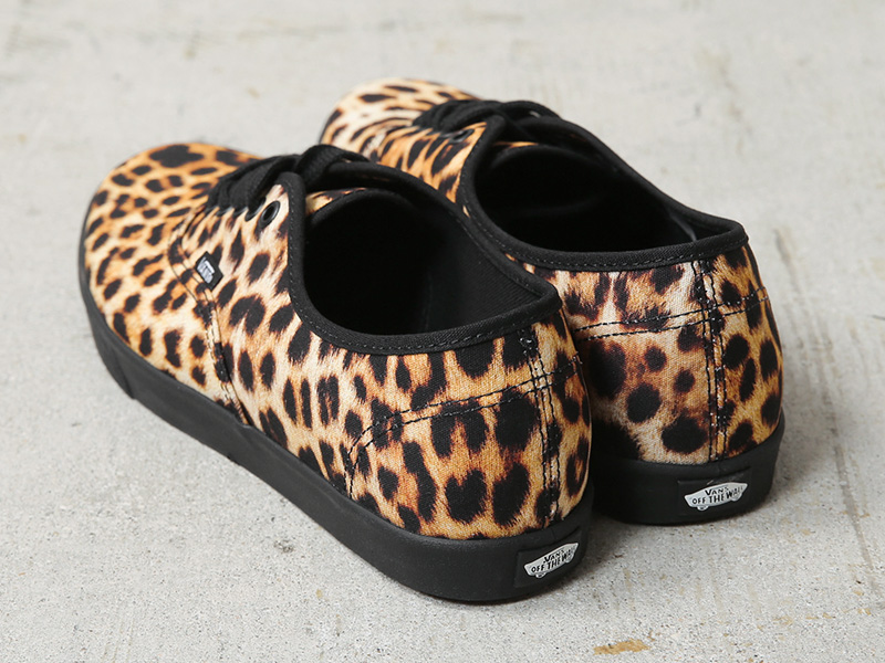 AUTHENTIC（VANS） VANS ヴァンズ VN000D04LPR AUTHENTIC