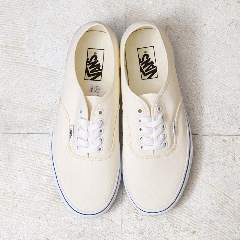 AUTHENTIC（VANS） VANS ヴァンズ VN000EE3WHT AUTHENTIC スニーカー