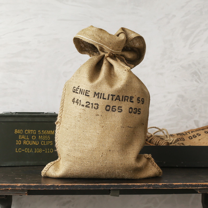【松脂】フランス製 ミラン Millant 猫缶 デッドストック ビンテージ フランス 土産 ラ・トリニテーヌ 三毛猫缶 ガレット・パレット