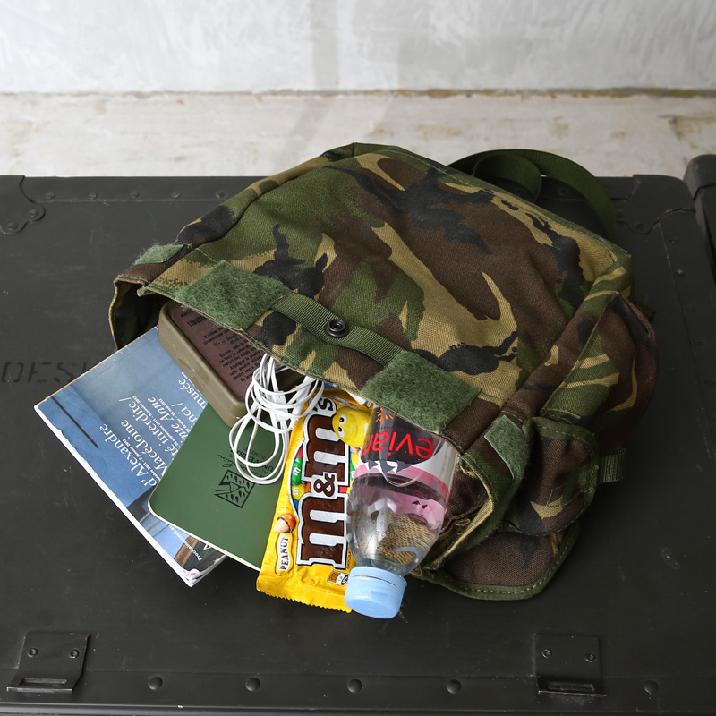 MILITARY（ミリタリー） 実物 USED イギリス軍 ガスマスク ショルダー