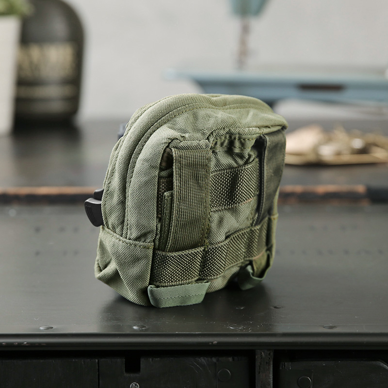 Paraclete Small GP ポーチ 実物 MILITARY MADE IN USA PARACLETE社製 コンパクト GPポーチ