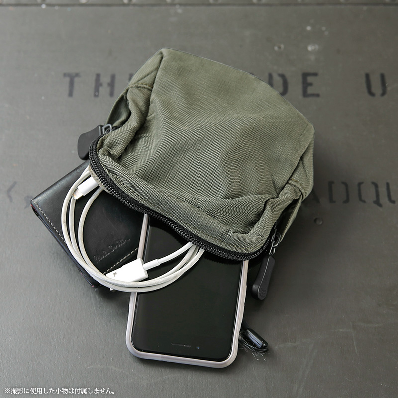 MILITARY MADE IN USA PARACLETE社製 コンパクト GPポーチ