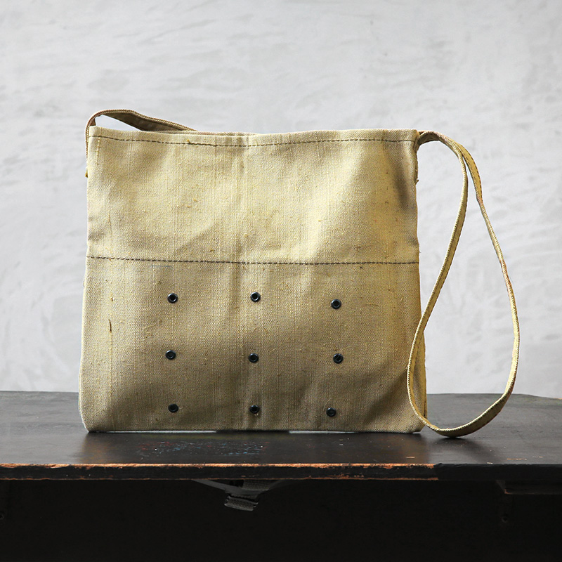 MILITARY 実物 新品 デッドストック ルーマニア軍 スラブ