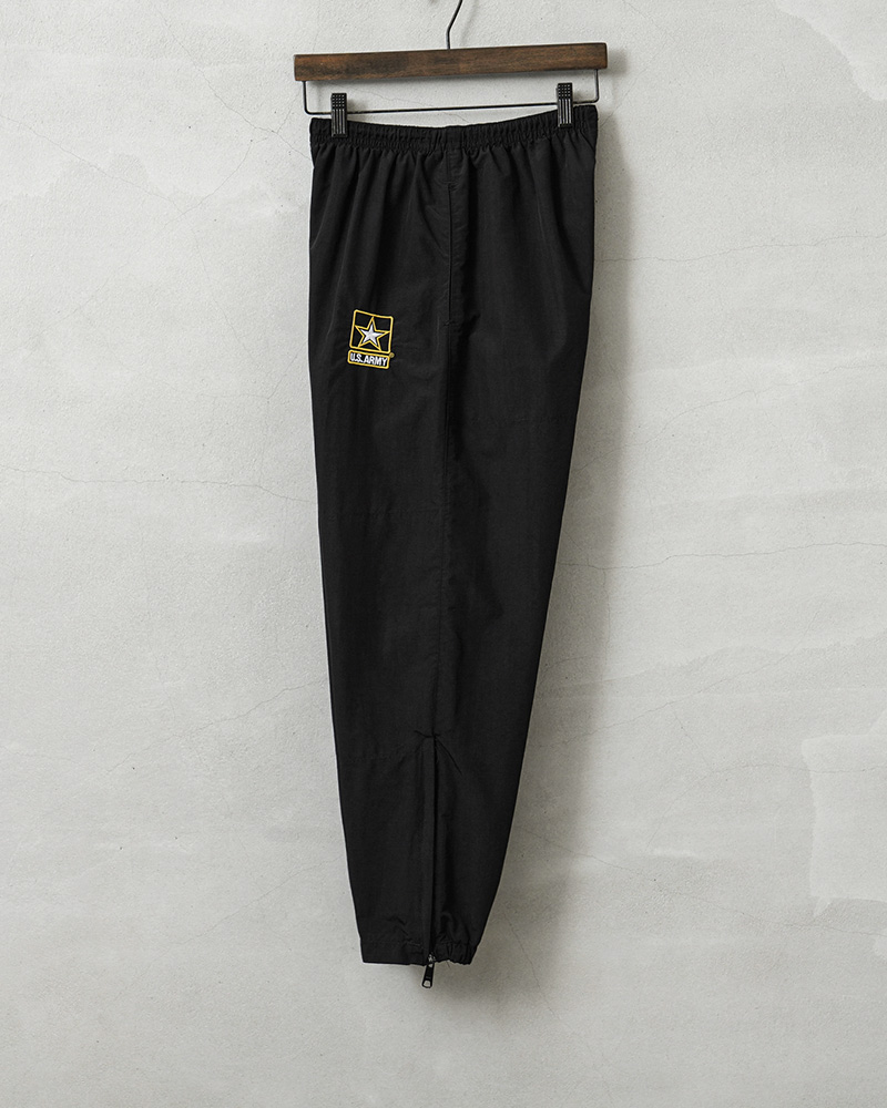 MILITARY（ミリタリー） 上下セット APFU USArmy 【user_622b0160】実物米軍 実物 APFU BLACK U.S.ARMY 米軍 USED ウォーキング・ランニングウェア