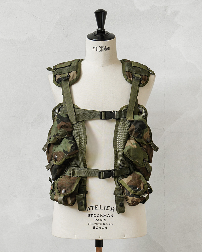 米軍放出品　実物　希少　MOLL FLC ベスト　ウッドランド 米軍MOLLEII FLCベスト ウッドランド迷彩 初期型 - ミリタリー