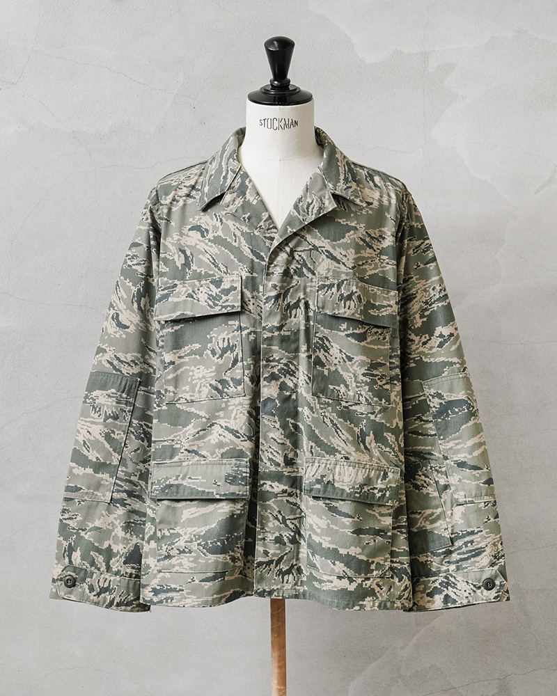 90s アメリカ軍 USAF ユーティリティジャケット ミリタリー 実物 90s アメリカ軍 USAF ユーティリティジャケット ミリタリー 実物