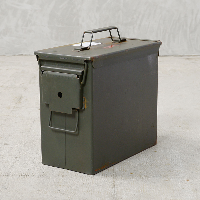 最終価格　ビンテージ　Ammo box アメリカ軍物　 ミリタリーボックス MILITARY 実物 USED 米軍 PA19 F/FUZE AMMO CAN アンモボックス