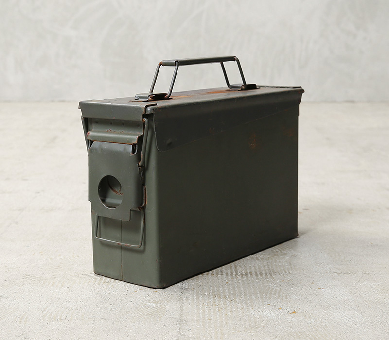 米軍　工具箱 USMC ARMSTRONG PELICAN TOOL BOX 工具セット 米軍放出品の商品詳細