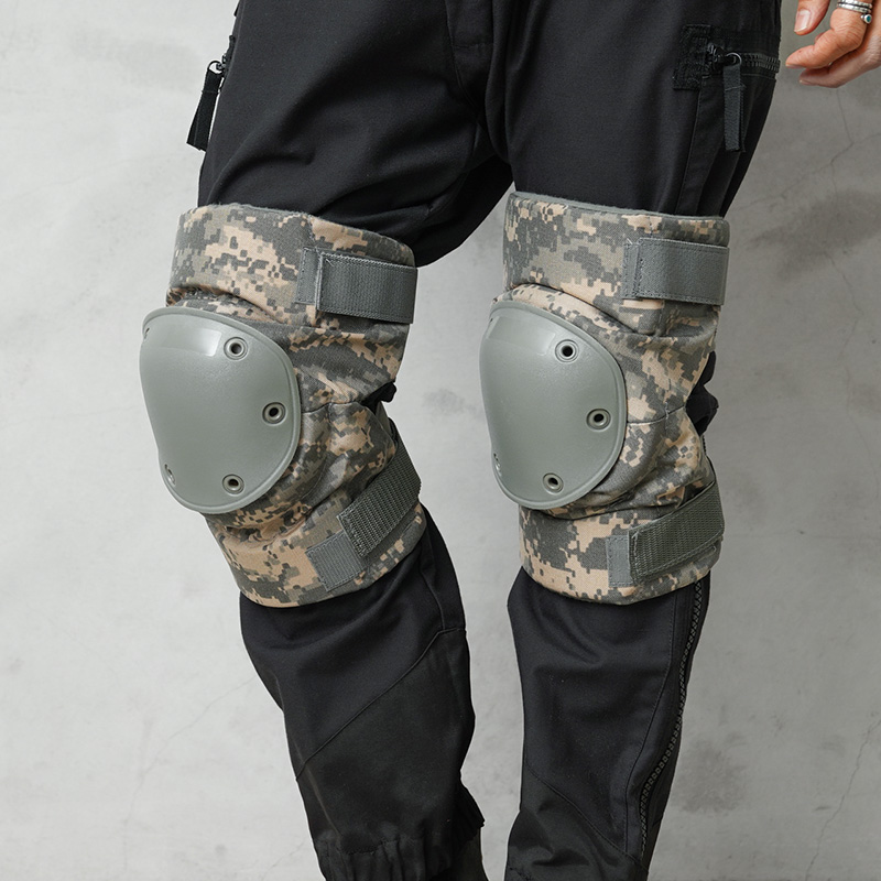 実物 新品 デッドストック 米軍 ニーパッド ACU（UCP）【クーポン対象