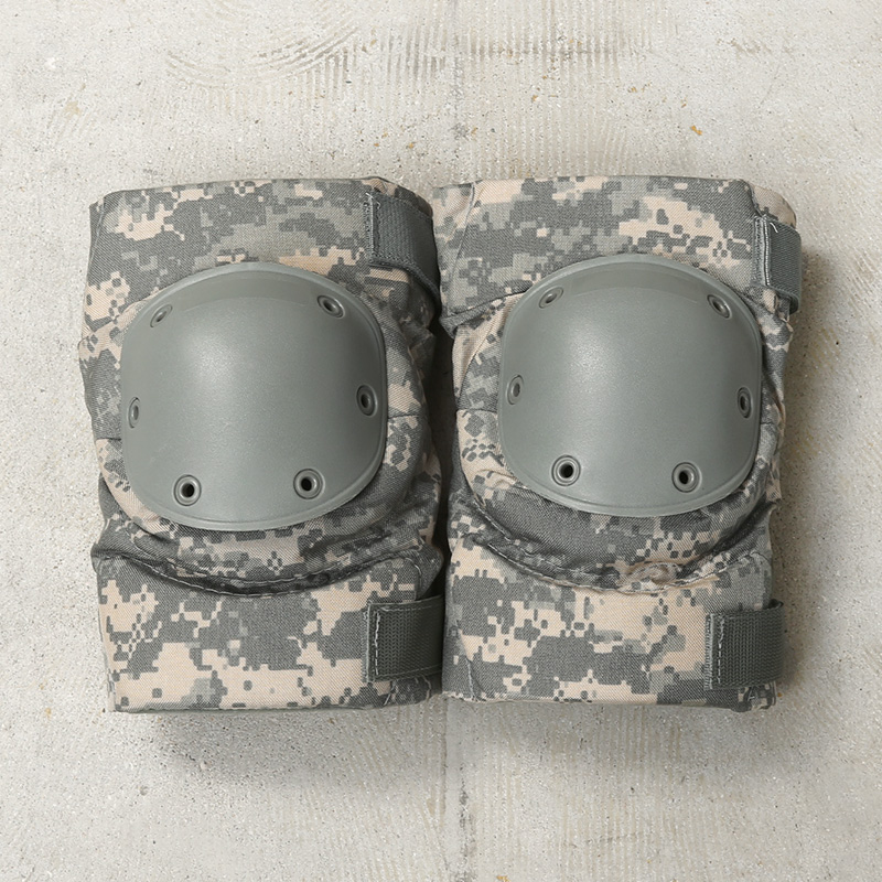 実物 新品 デッドストック 米軍 ニーパッド ACU（UCP）【クーポン対象