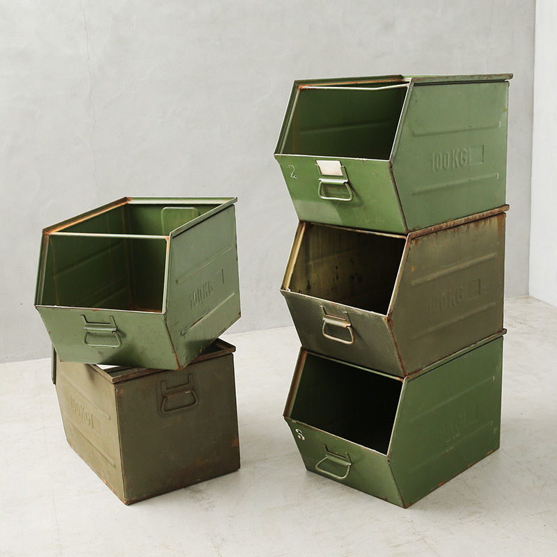 別途送料1,650円】実物 USED チェコ軍 ビンテージ スチール ストレージ