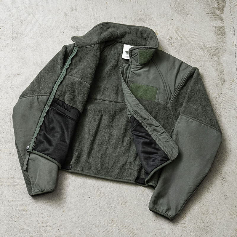 MILITARY（ミリタリー） 実物 新品 デッドストック 米軍 USAF CWU-100