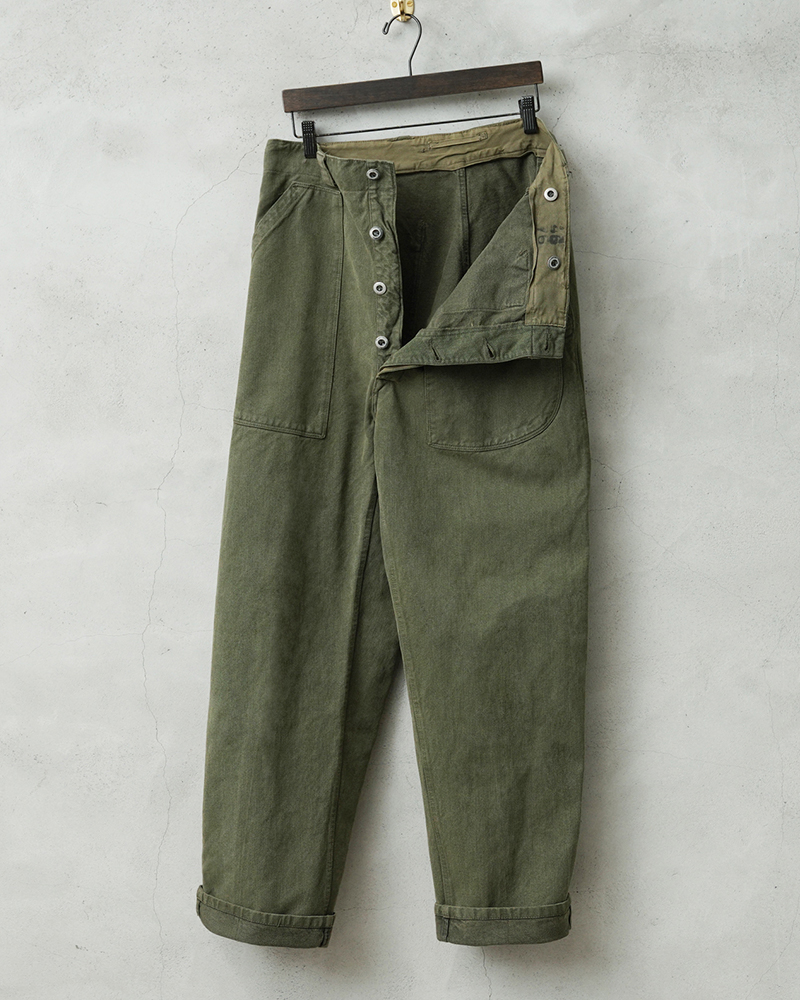 MILITARY（ミリタリー） 実物 USED スイス軍 1950年代 前期型