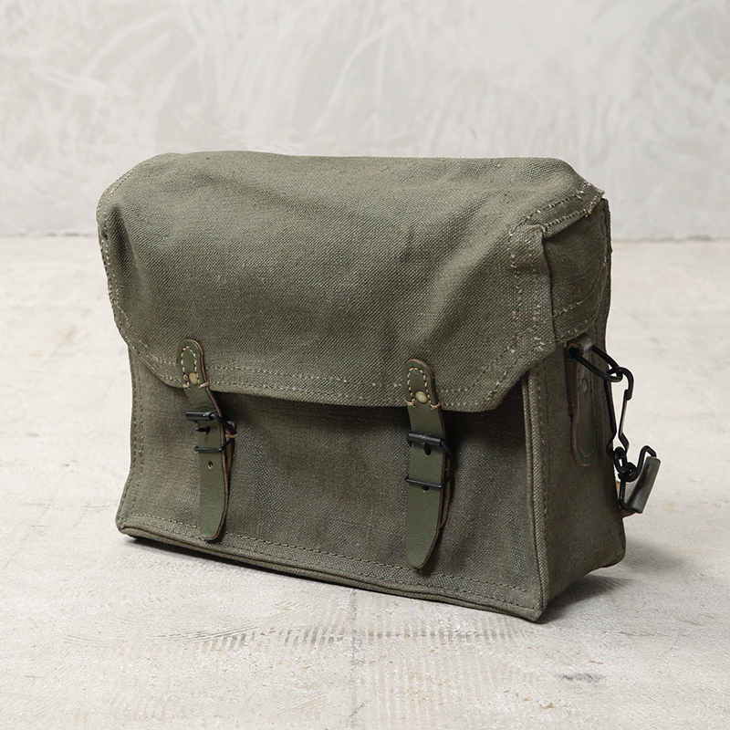 MILITARY（ミリタリー） 実物 USED フランス軍 ビンテージ アーモ