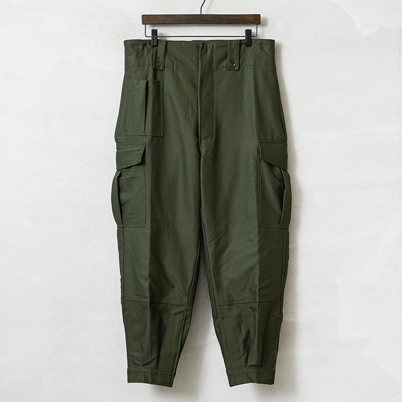 MILITARY（ミリタリー） 実物 新品 デッドストック ベルギー軍 M-64