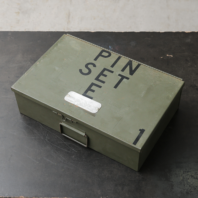 MILITARY（ミリタリー） 実物 USED 米軍 KEYES DAVIS社製 60's