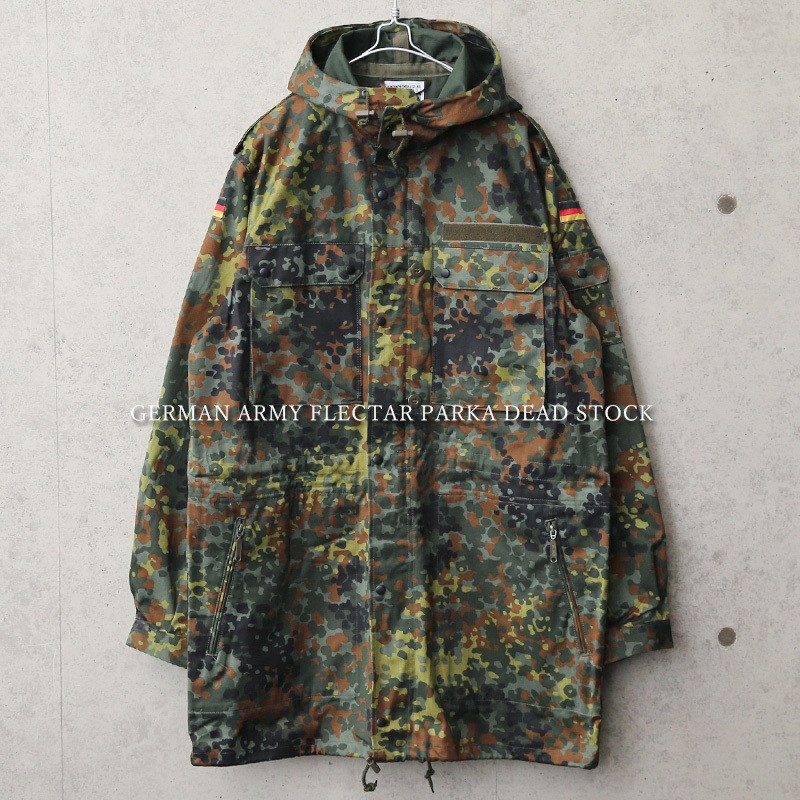 【人気デザイン】ミリタリージャケット　デジカモ　Lサイズ　パーカー MILITARY 実物 新品 デッドストック ドイツ軍 フレクターカモ