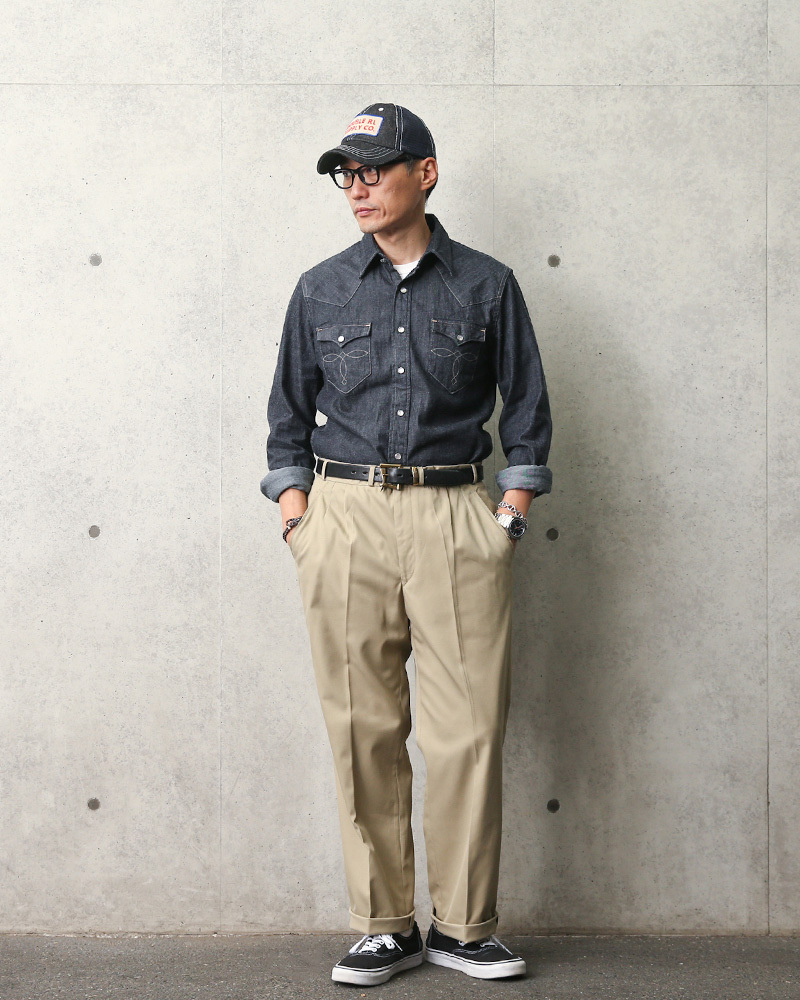 MILITARY（ミリタリー） 実物 USED ドイツ軍 チノトラウザー KHAKI