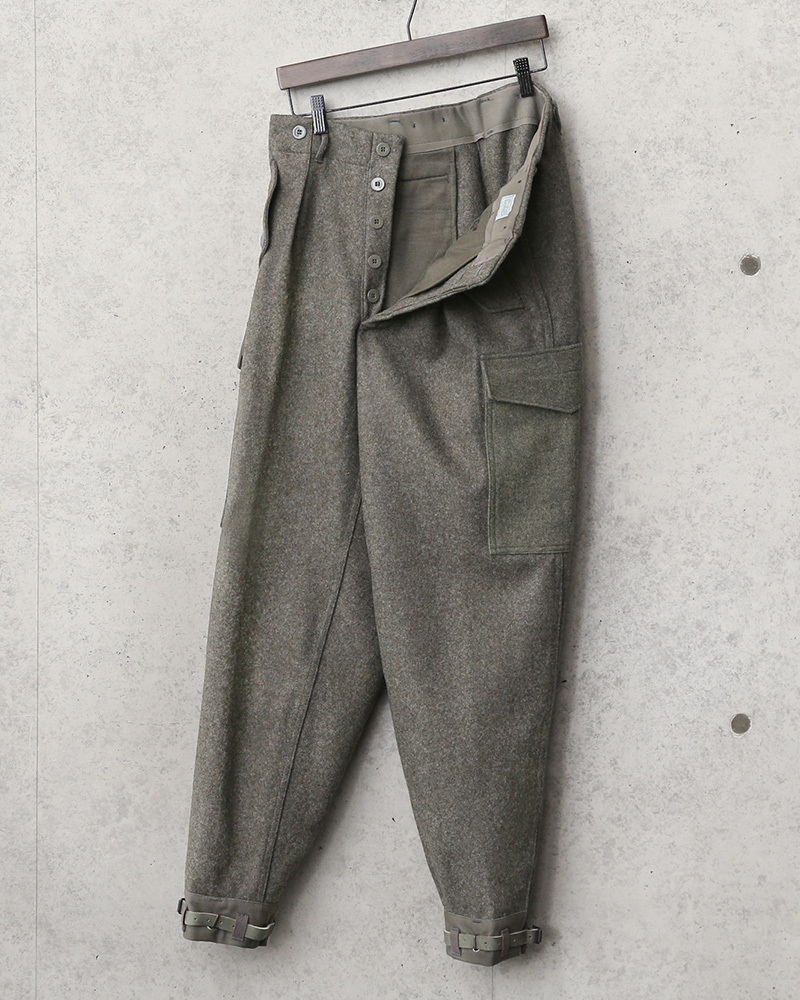 MILITARY（ミリタリー） 実物 新品 デッドストック スウェーデン軍 M