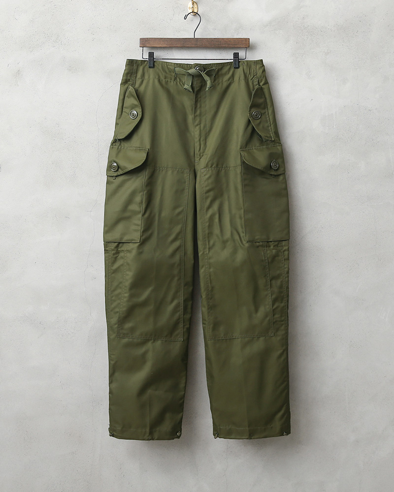 実物 新品 デッドストック カナダ軍 ECW WINDPROOF オーバーパンツ メンズ 軍パン ミリタリーパンツ ワイド 大きいサイズ 軍服  軍モノ【クーポン対象外】【I】