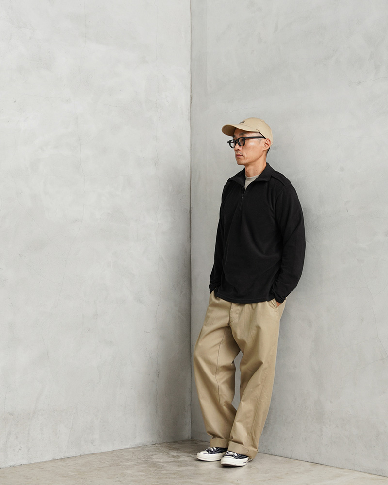 ririri実物　USED イギリス軍　オリーブ色 ハーフジップ MILITARY（ミリタリー） リジェクト 訳あり品 実物 USED イギリス警察