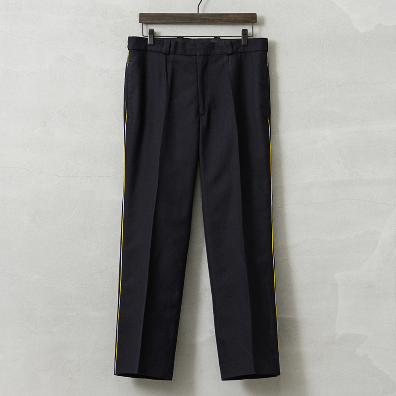 MILITARY（ミリタリー） 実物 USED フランス軍 ALPINE HUNTER イエロー