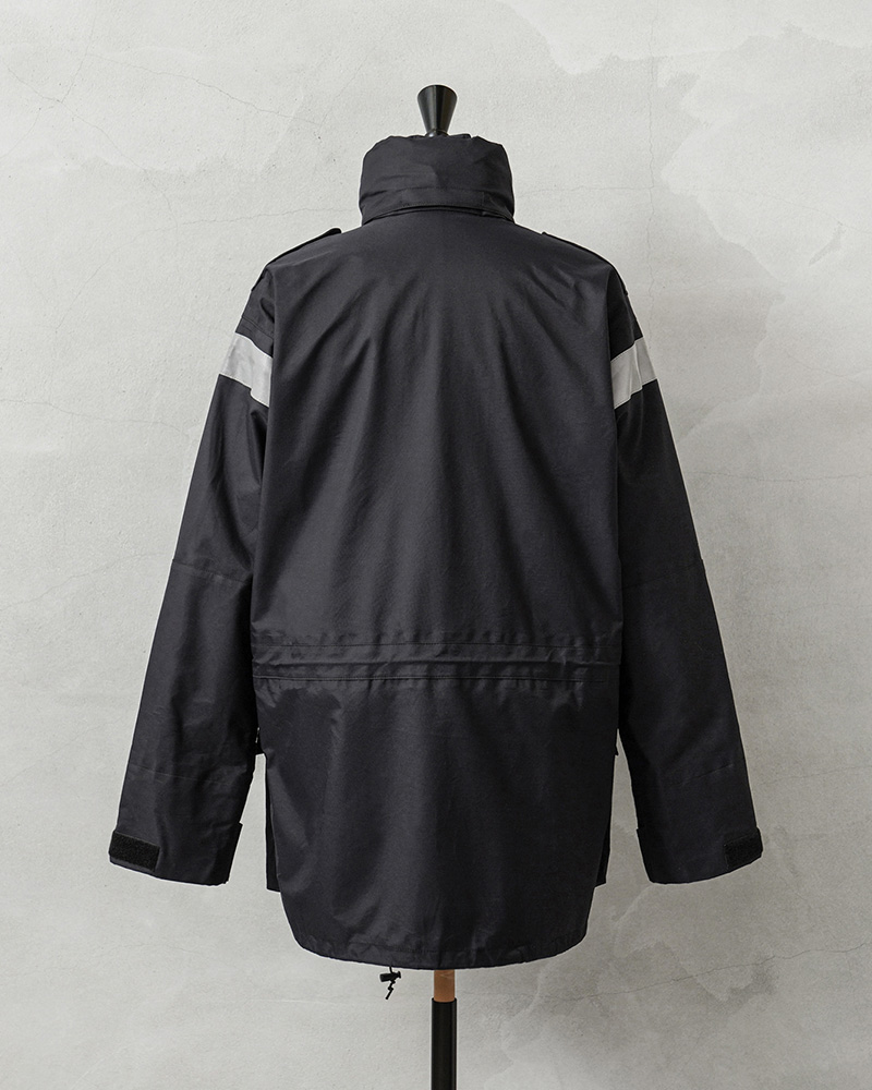 人気TOP 実物 MILITARY USED MVP WEATHER FOUL NAVY ROYAL イギリス軍 ジャケット・アウター