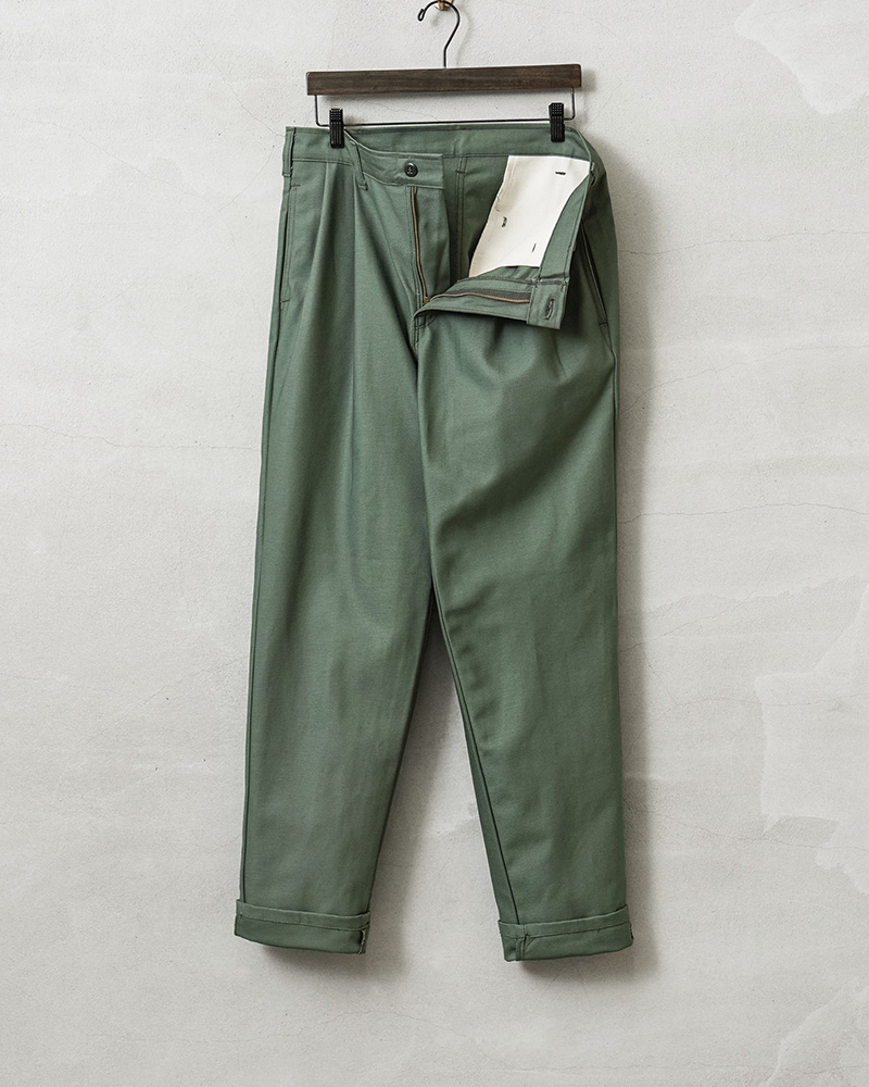 サイズ2 descendant ツータック トラウザーズ チノパン KHAKIS EDWIN エドウィン 大人のふだん着 ツータック トラウザー