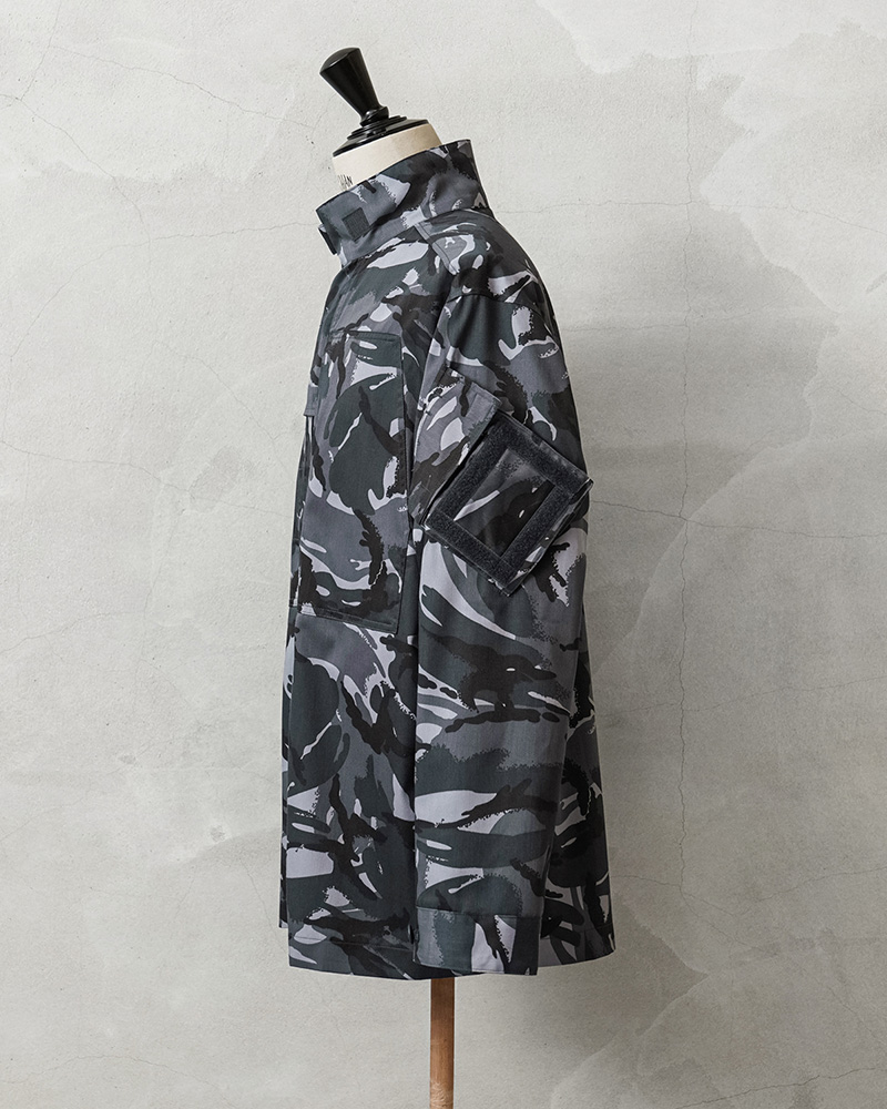 実物 イギリス軍  NAVY コンバット ジャケット ミリタリー イギリス軍 ROYAL NAVYコンバットジャケット : ACE IN THE HOLE