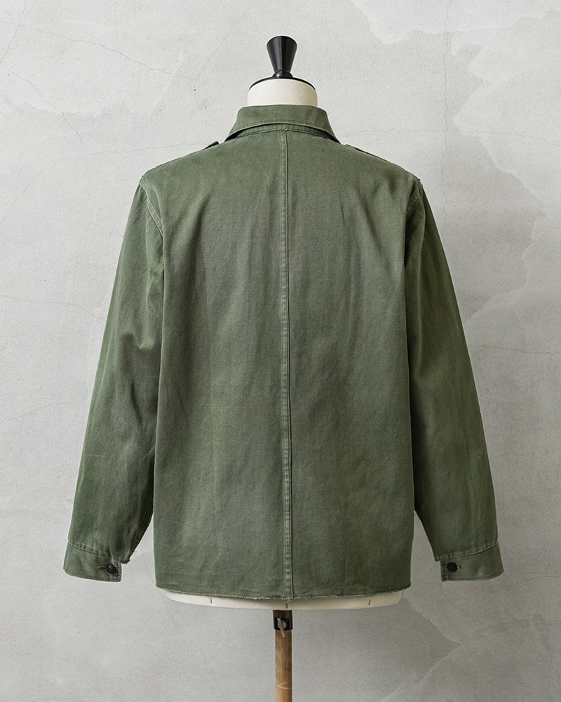 MILITARY（ミリタリー） 実物 USED ハンガリー軍 フィールド シャツ