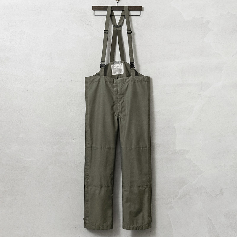 MILITARY（ミリタリー） 実物 USED オーストリア軍 アルパイン GORE