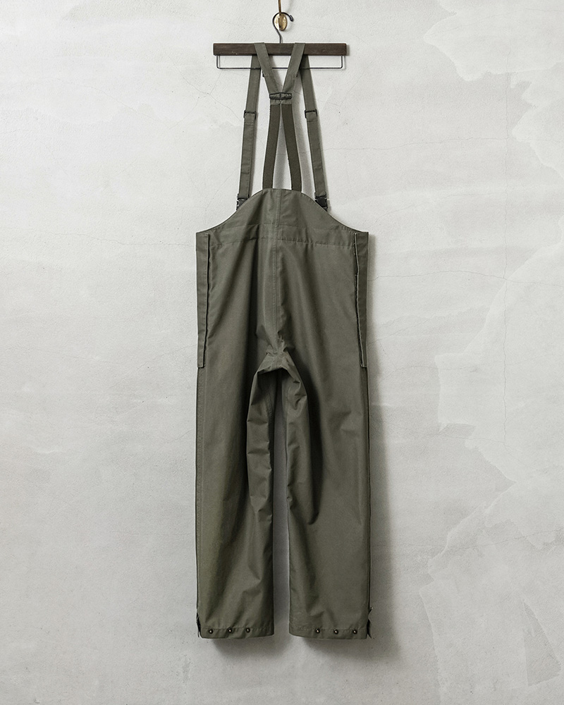 ヨーロッパ⑥ 革製軍装備 スペイン軍？ 東ドイツ軍？ オーストリア軍？ 実物 wip_26011524_6.jpg