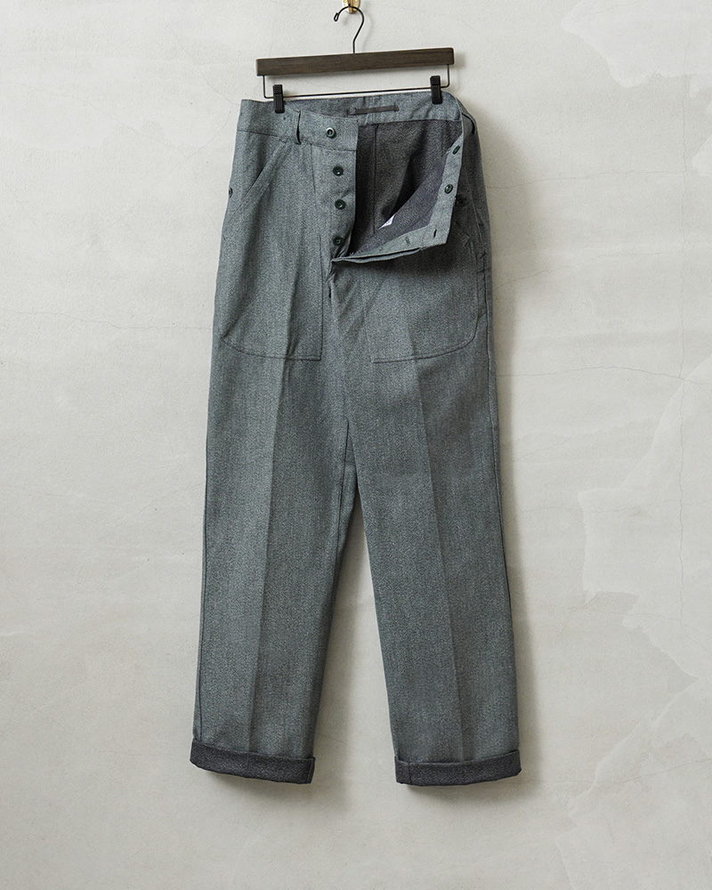 MILITARY（ミリタリー） 実物 新品 デッドストック スイス軍 1980年代
