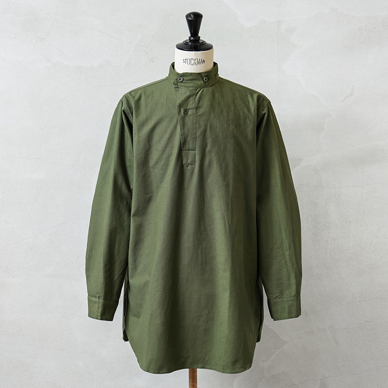 スウェーデン軍 三角 軍幕 デッドストック（未使用） スウェーデン軍 トライアングル テントシート カモフラージュ USED