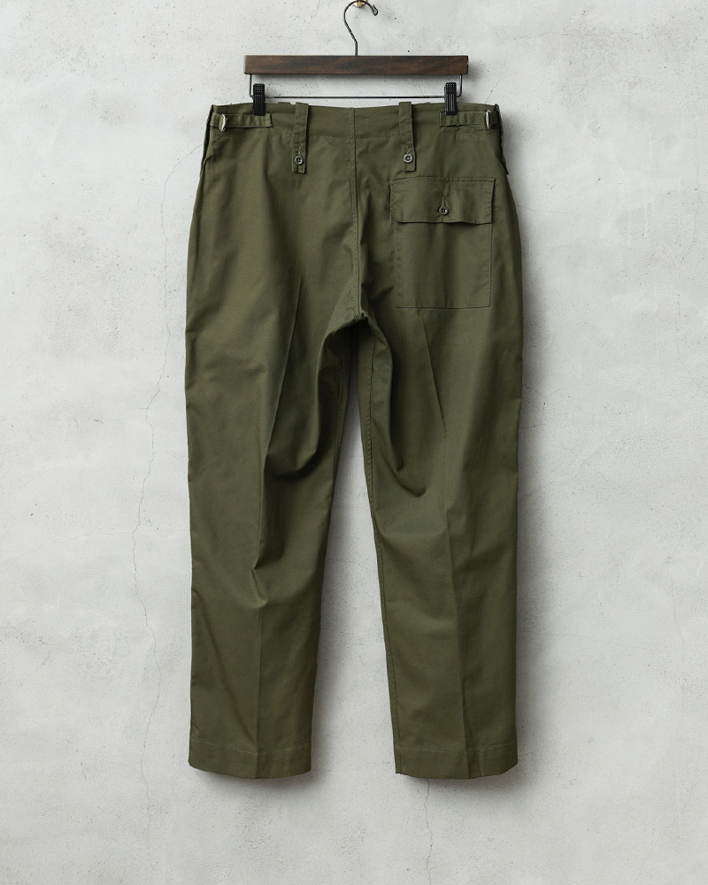 MILITARY（ミリタリー） 実物 新品 デッドストック イギリス軍 ライト
