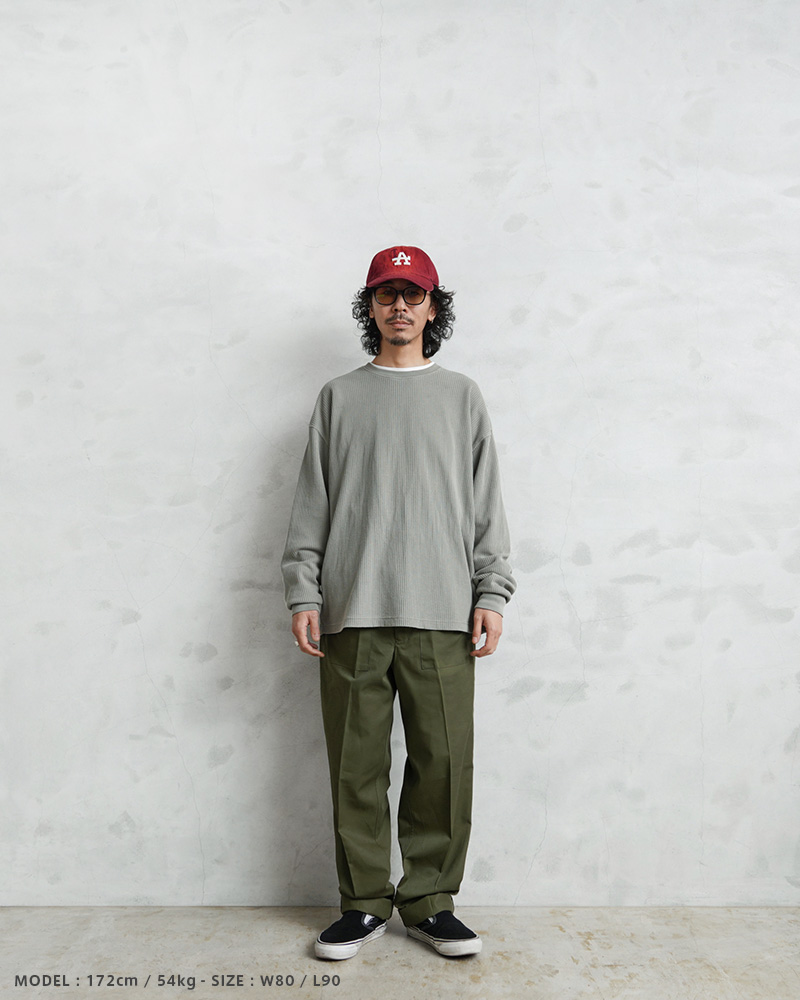 MILITARY（ミリタリー） 実物 新品 デッドストック イギリス軍 ライト