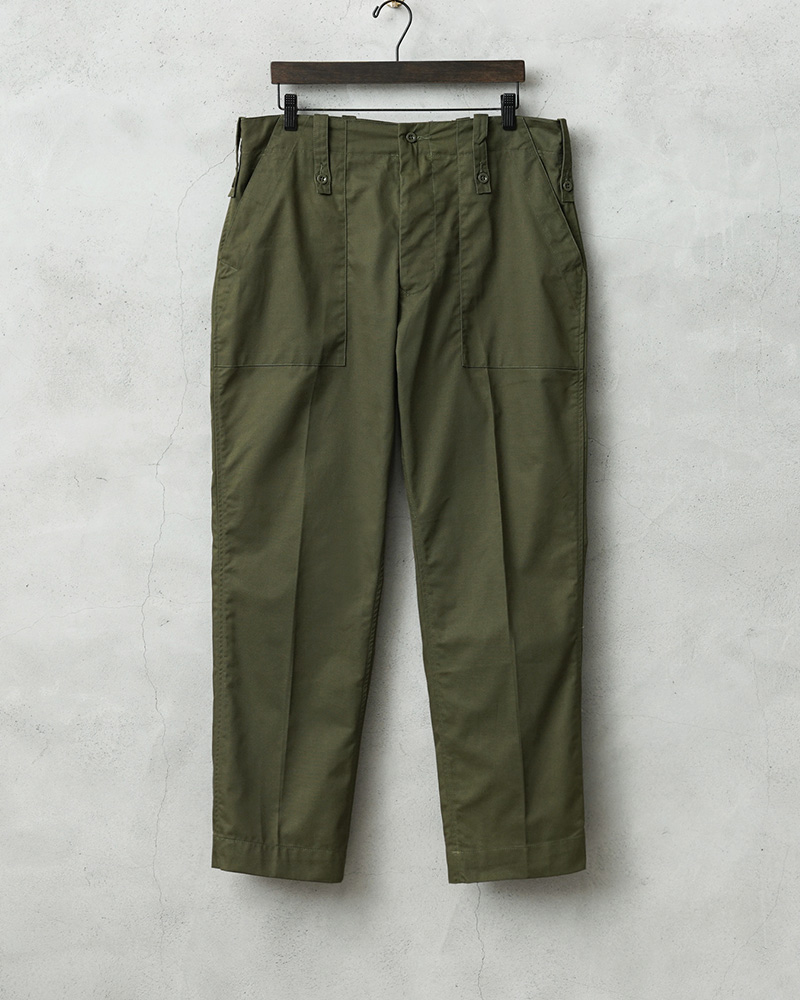 MILITARY（ミリタリー） 実物 新品 デッドストック イギリス軍 ライト