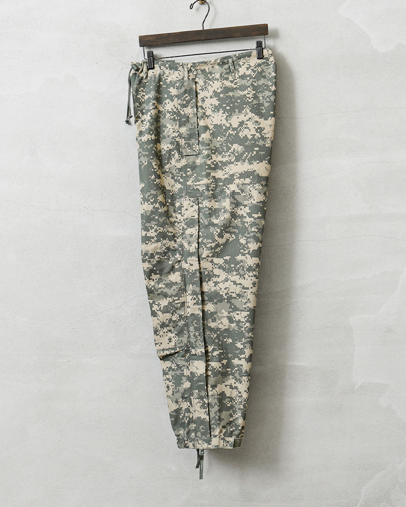 MILITARY（ミリタリー） 実物 新品 デッドストック 米軍 ECWCS Gen3