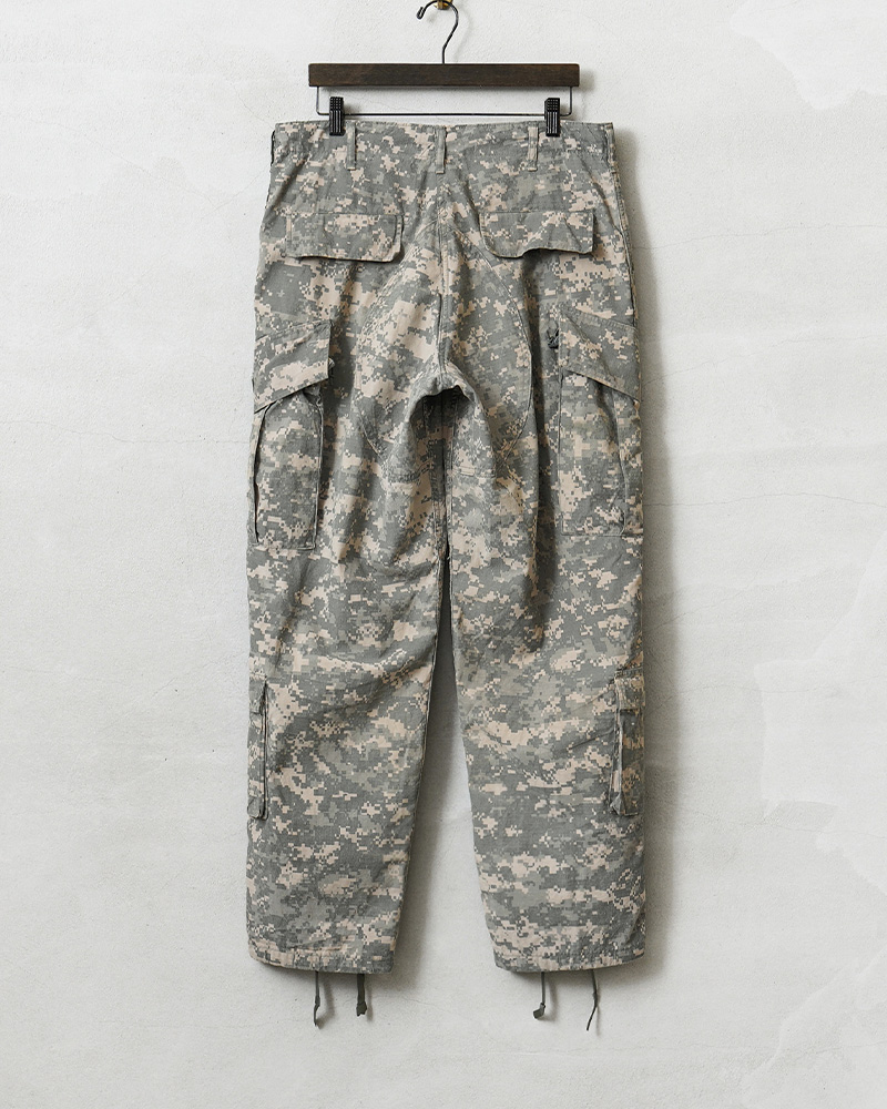 MILITARY（ミリタリー） 実物 USED 米軍 ACU FLAME RESISTANT