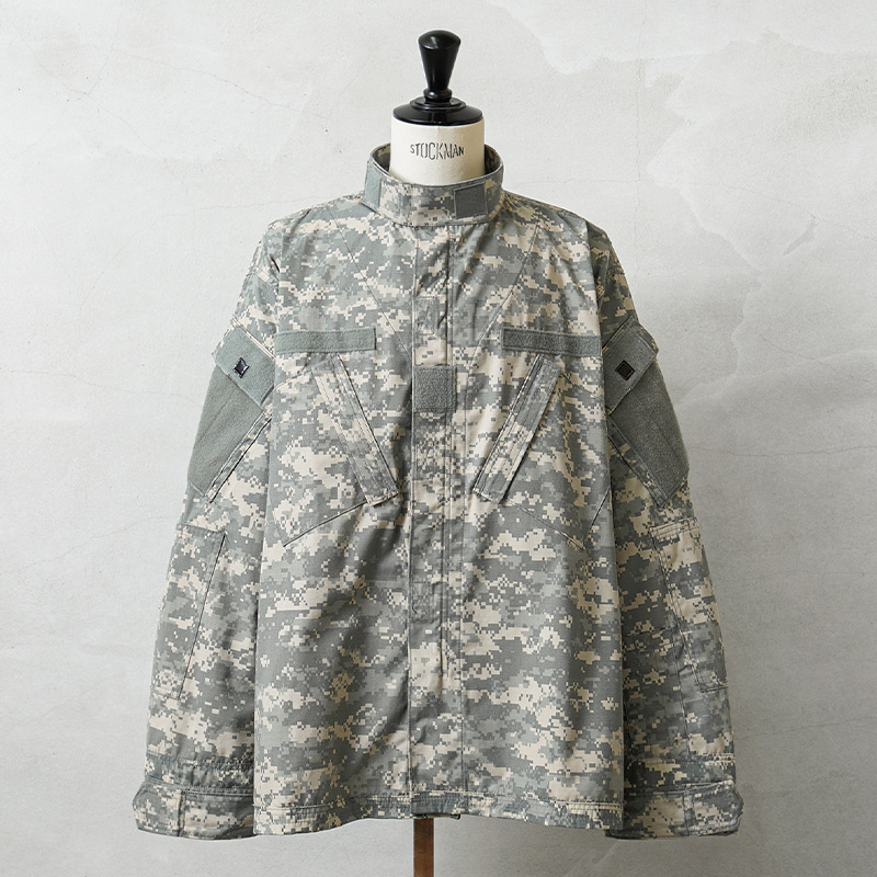実物 新品 デッドストック 米軍 ACU コンバット ジャケット UCP
