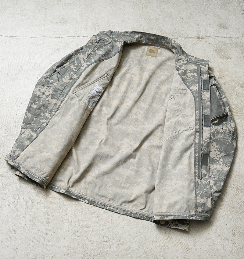 実物 新品 デッドストック 米軍 ACU コンバット ジャケット UCP