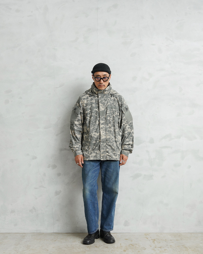 米軍実物 ソフトシェルコールドウェザー ジャケット UCPカモ LEVEL5 実物 USED 米軍 ECWCS GEN3 LEVEL5 コールドウェザー ソフトシェル