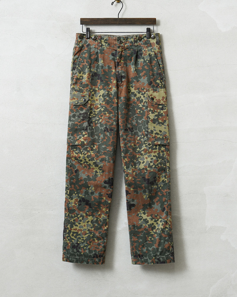 ドイツ軍 フレクターカモ 迷彩柄 黒染め カーゴパンツ W34 ユーロ ミリタリ MILITARY（ミリタリー） 実物 USED ドイツ軍 フレクターカモ カーゴ
